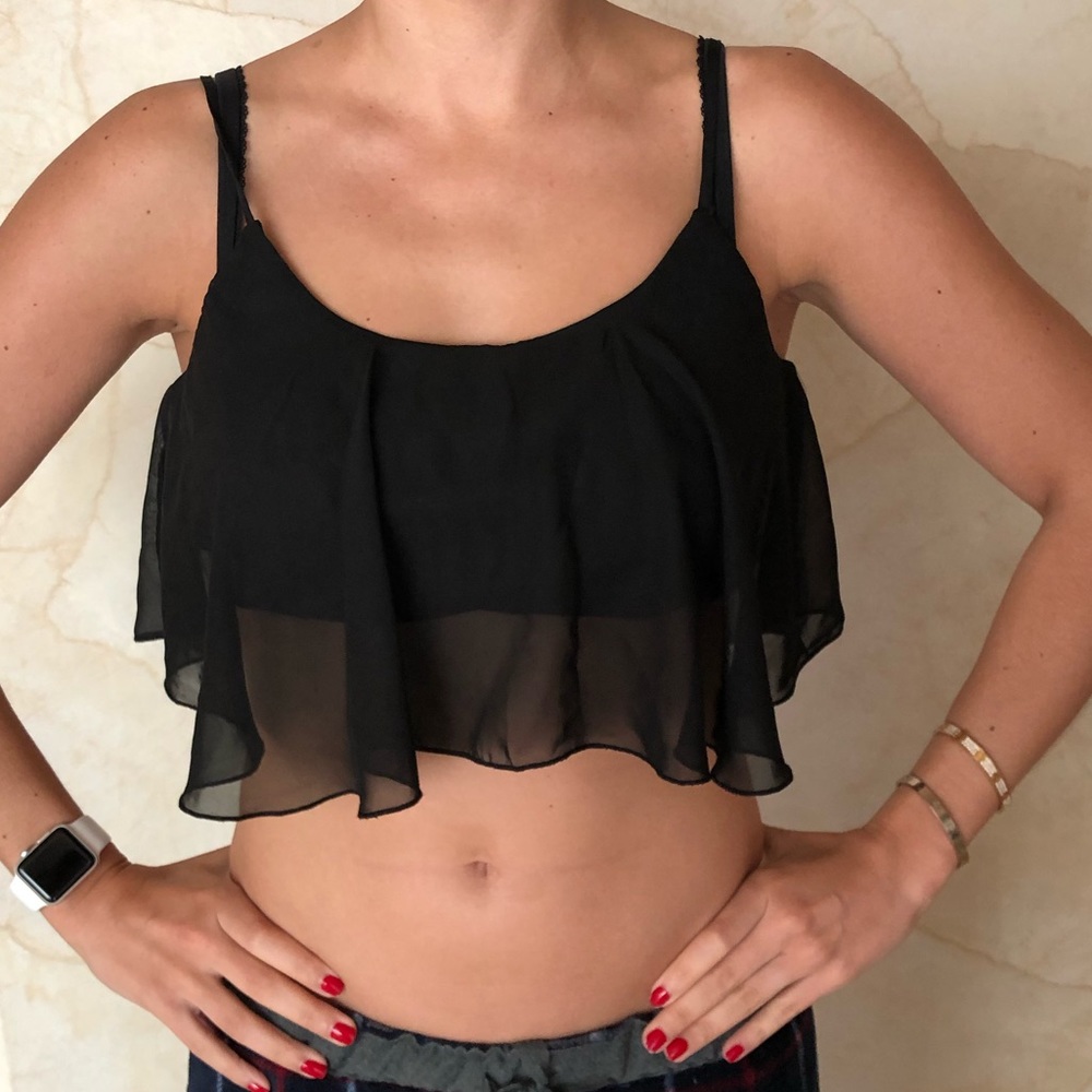 flirty crop top